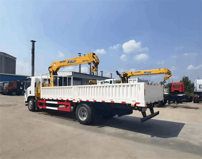 ISUZU 5ton Truck Mounted Crane