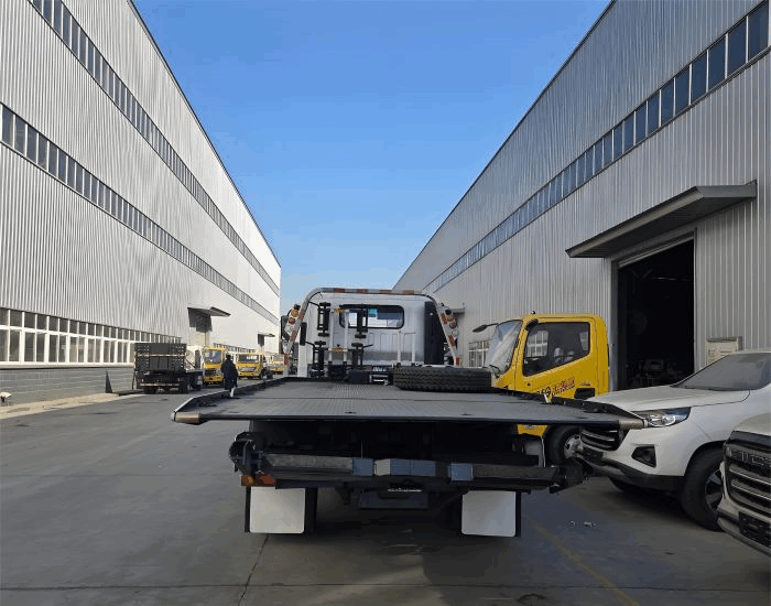 ISUZU Road Rescue Tow Truck