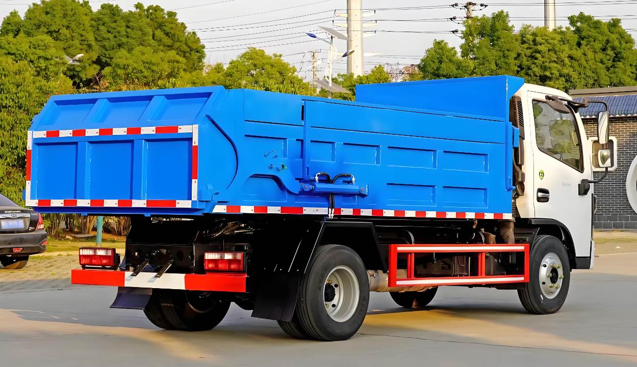 Dongfeng 3 tons dump garbage truck